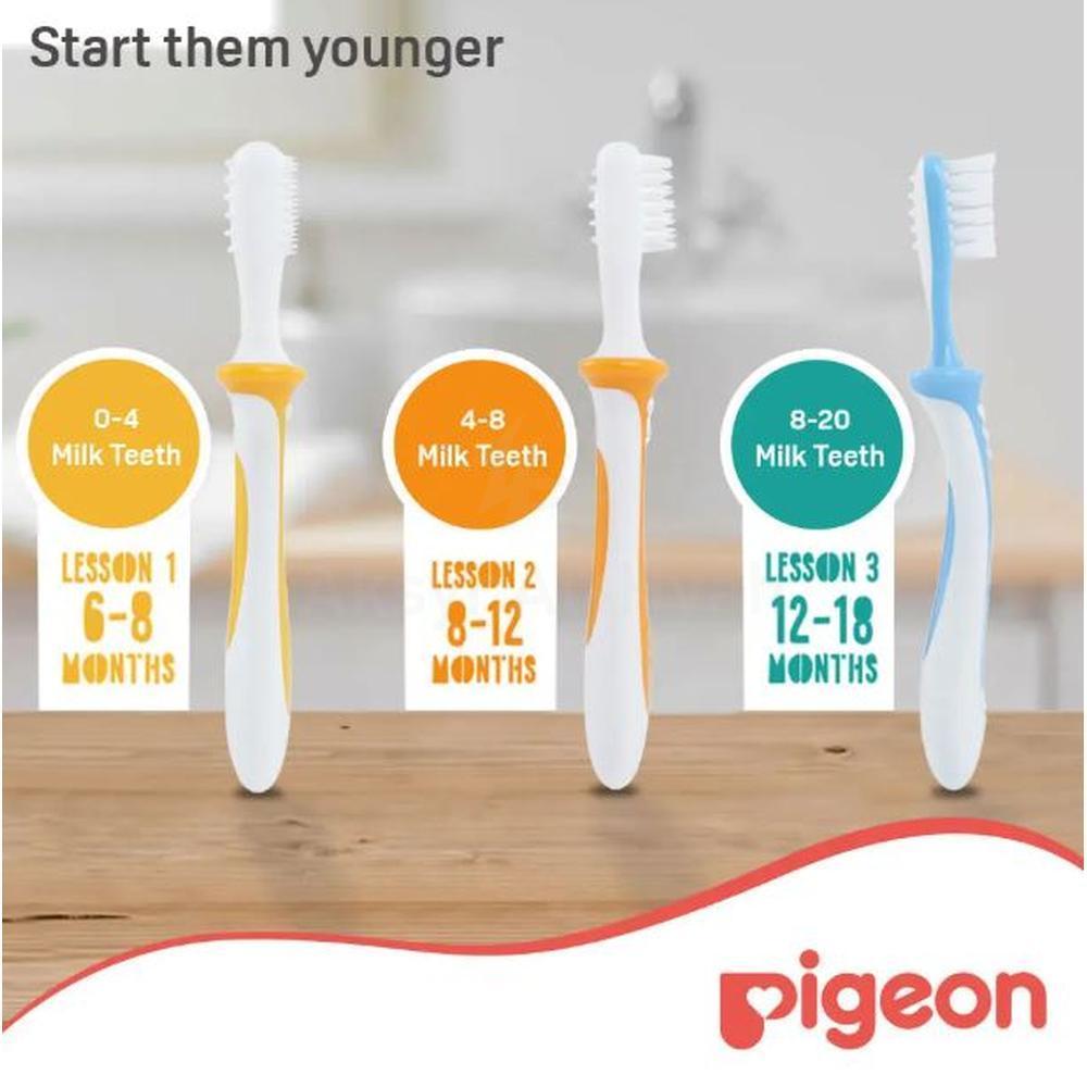 PIGEON[11781] BABY TRAIN/T/BRUSH SET 2