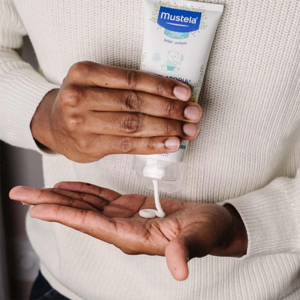 MUSTELA STELATOPIA EMOLLIENT FACE CREAM 40ML 3