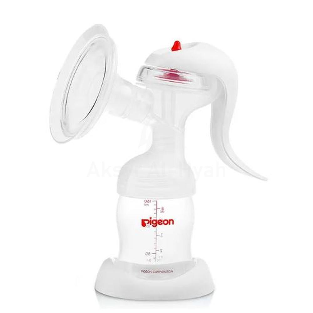 PIGEON MANUAL BREAST PUMP WITH SLEEV(26489) 1
