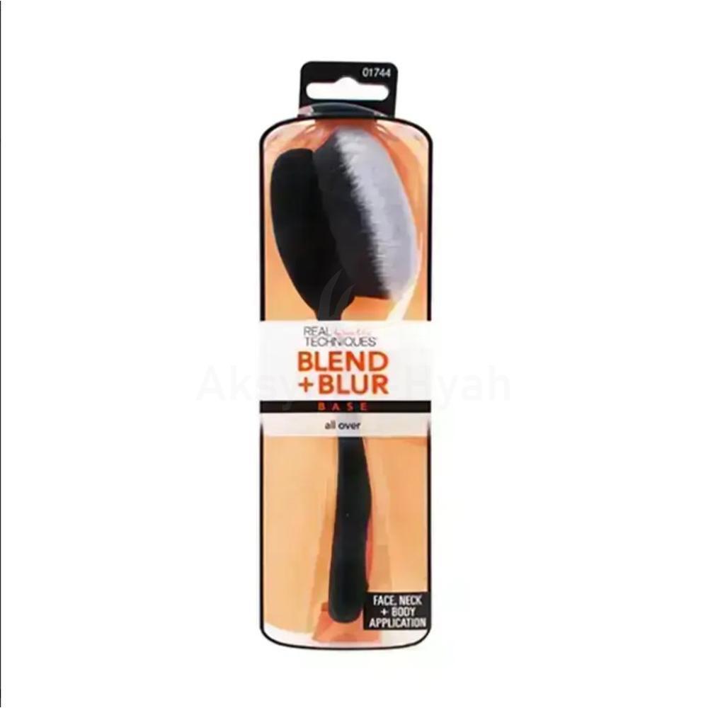 RT BASE BLEND+BLUR ALL OVER BRUSH #01744