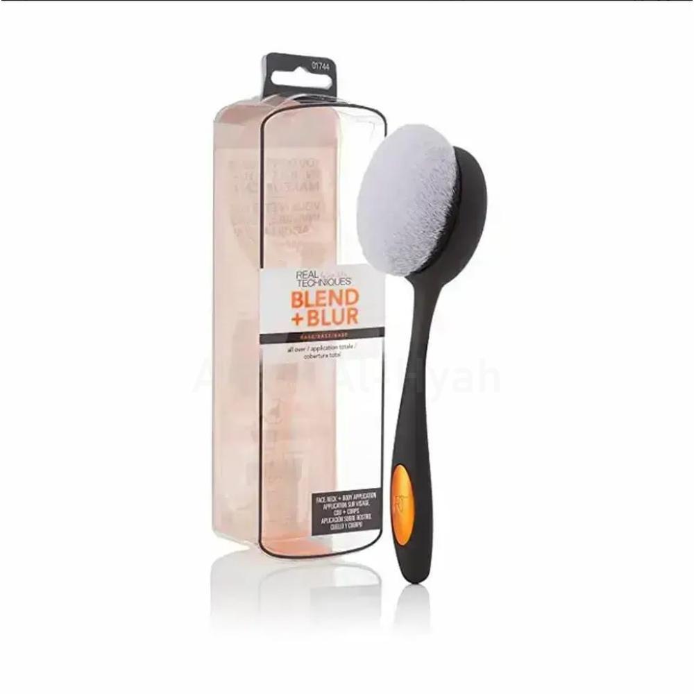 RT BASE BLEND+BLUR ALL OVER BRUSH #01744 1