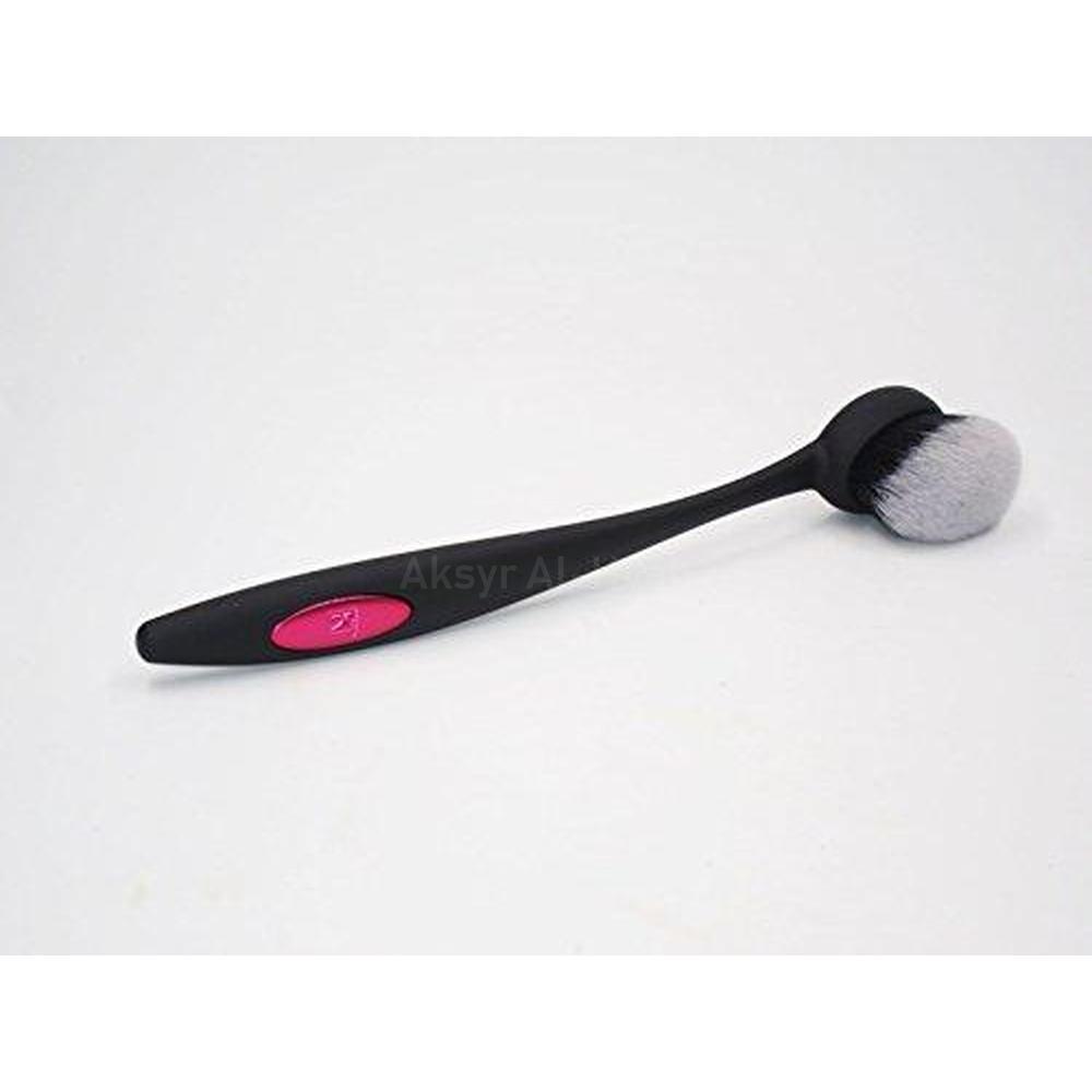RT FINISH CHEEK BLEND+BLUR BRUSH #01747 1