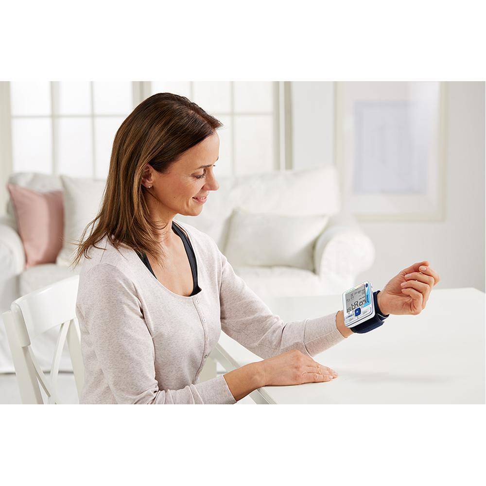 VEROVAL WRIST BLOOD PRESSURE MONITOR#180130 3