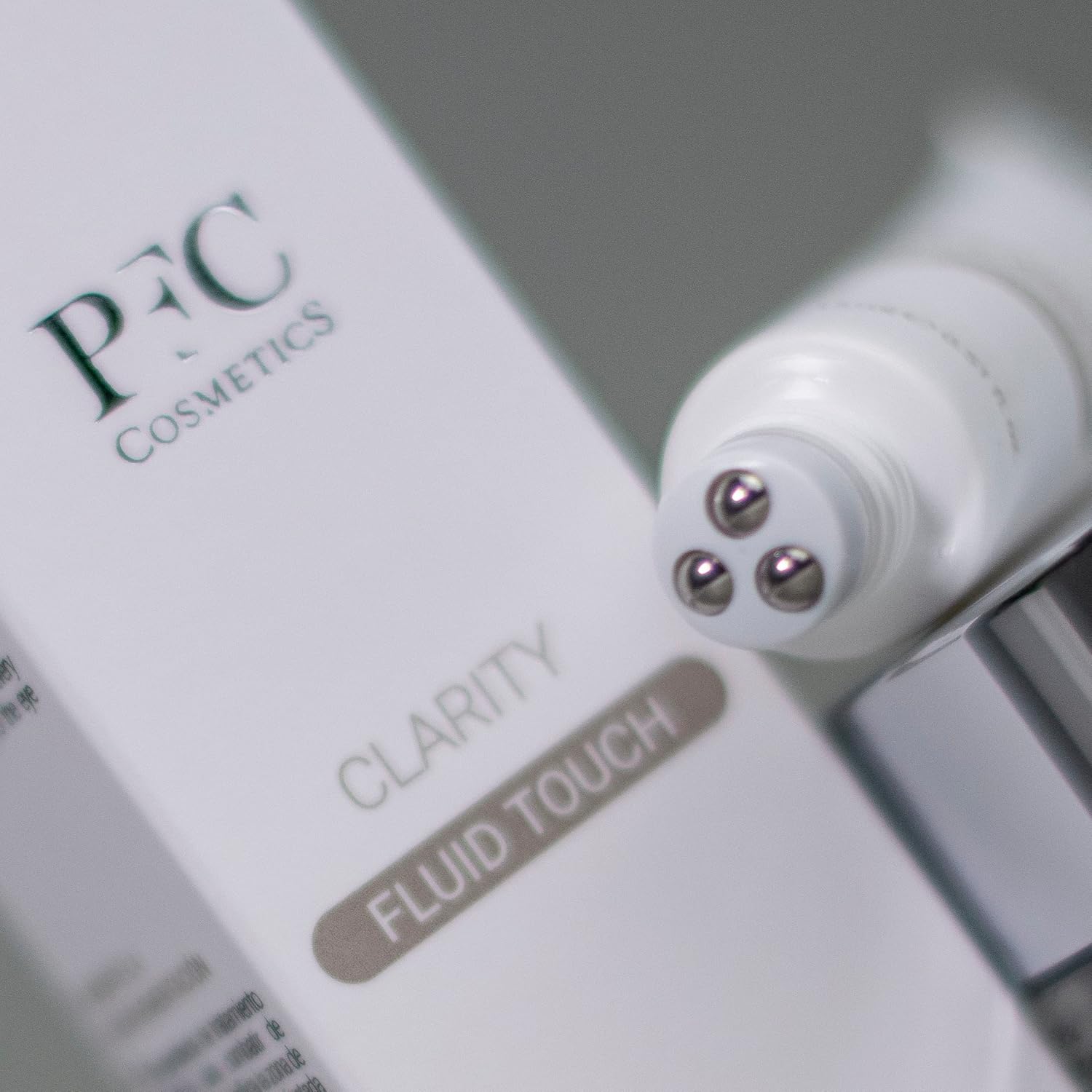 PFC BALANCE CLARITY FLUID TOUCH 15ML#19445 4